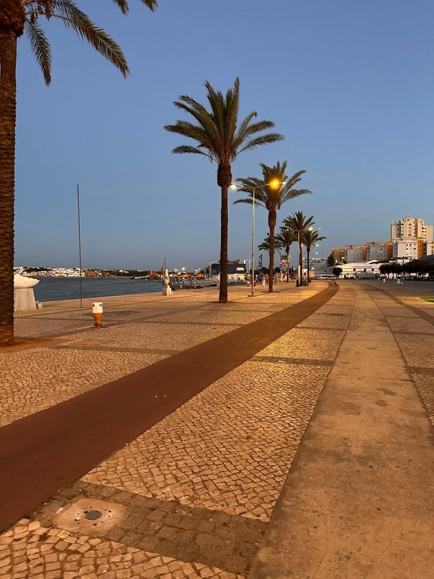 Charming Apartment In Portimao Wi-Fi/Ac Zewnętrze zdjęcie